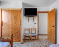 Resale - Apartamento - Arenales del Sol - Segunda linea playa