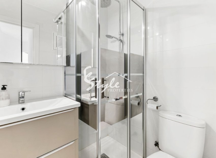 Resale - Apartamento - Campoamor