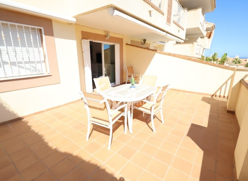 Resale - Apartamento - Campoamor