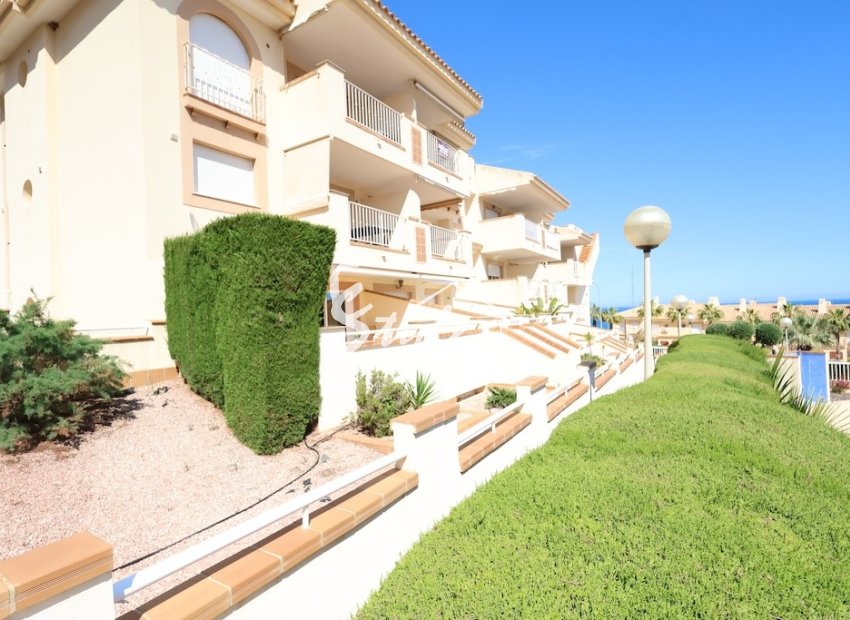 Resale - Apartamento - Campoamor