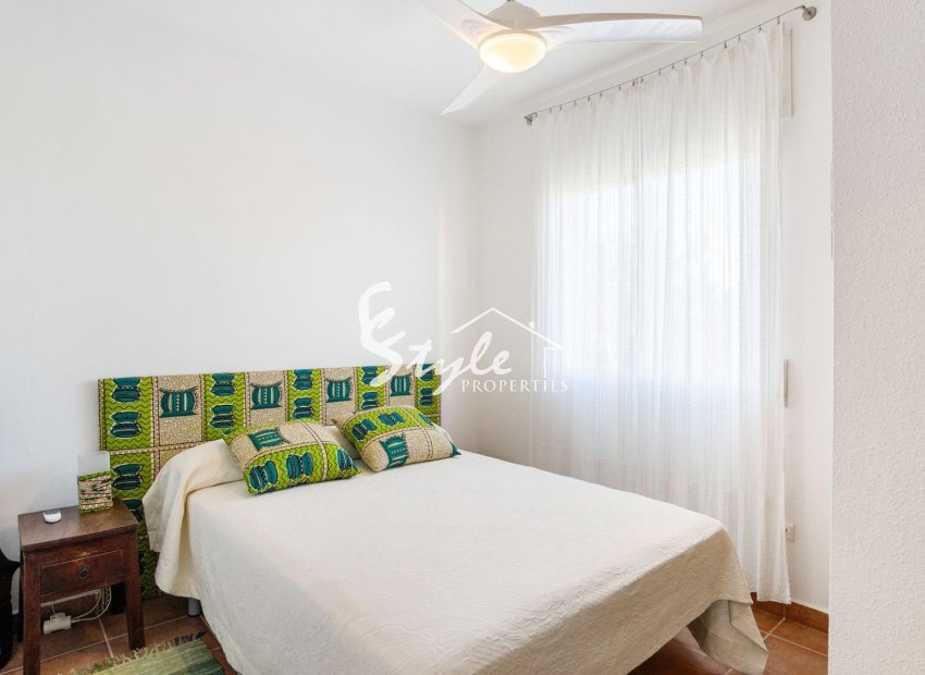 Resale - Apartamento - Dehesa de campoamor - Campoamor