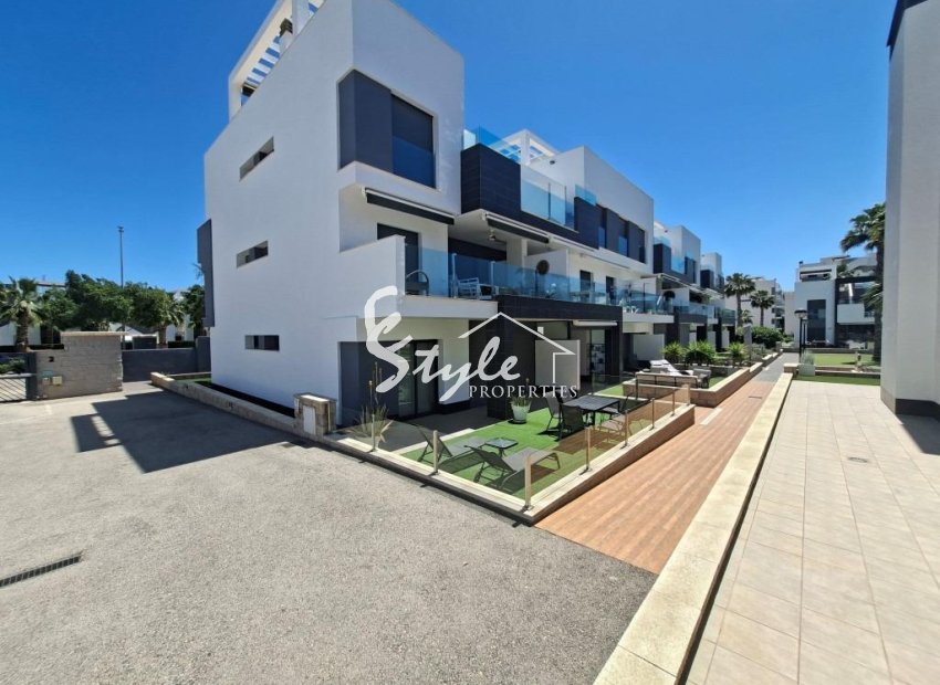 Resale - Apartamento - Guardamar - El Raso