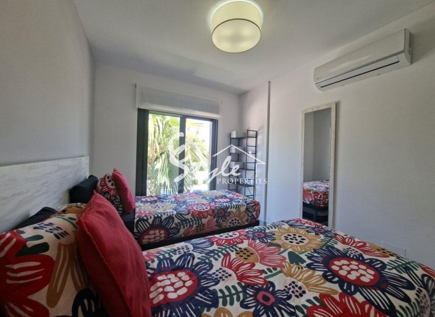 Resale - Apartamento - Guardamar - El Raso