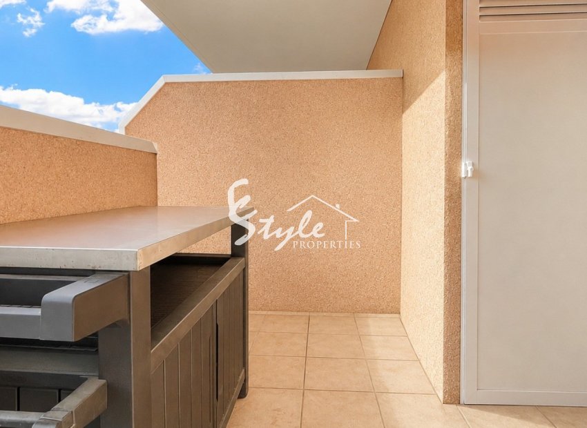 Resale - Apartamento - Guardamar - El Raso