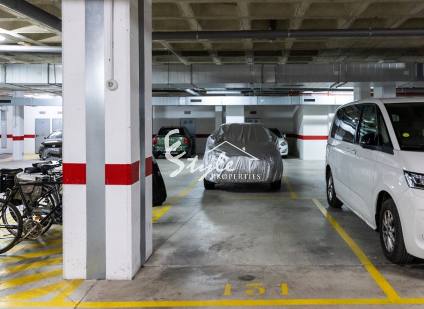 Resale - Apartamento - La Mata