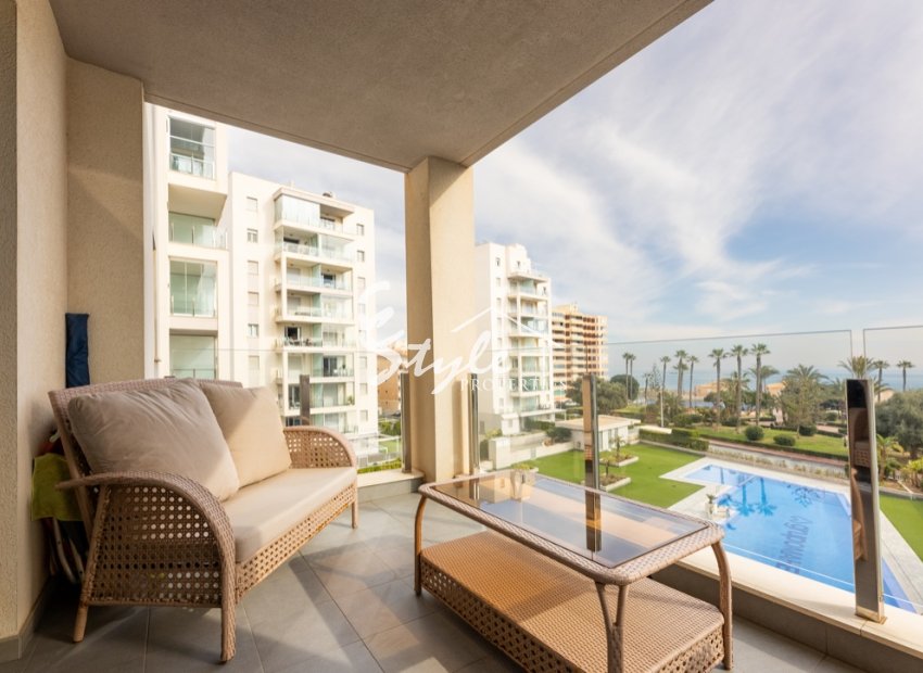 Resale - Apartamento - La Mata