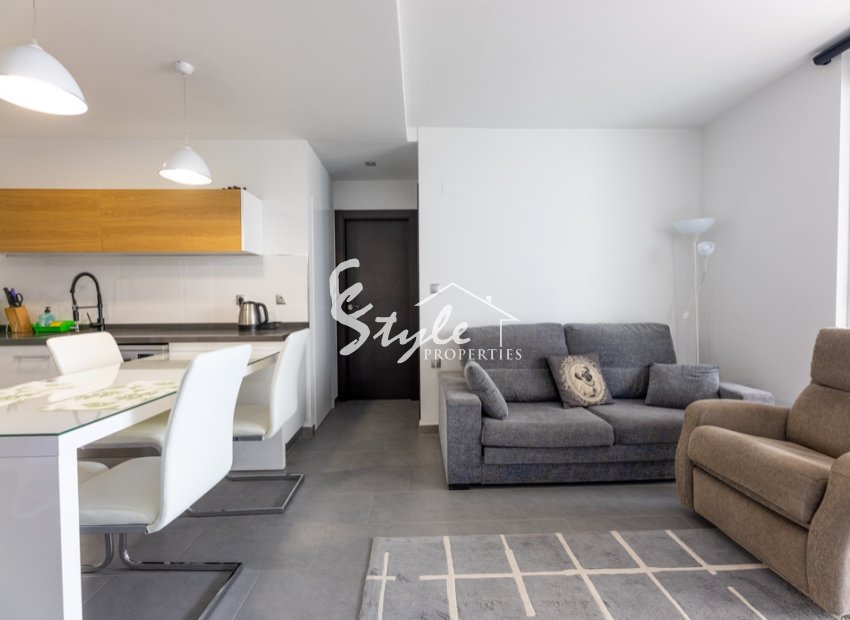 Resale - Apartamento - La Mata