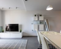 Resale - Apartamento - La Mata