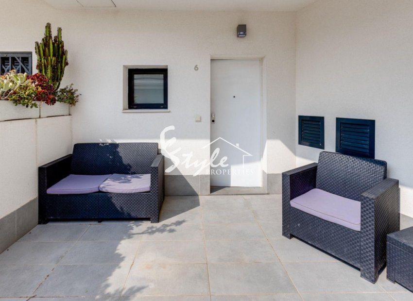Resale - Apartamento - La Mata