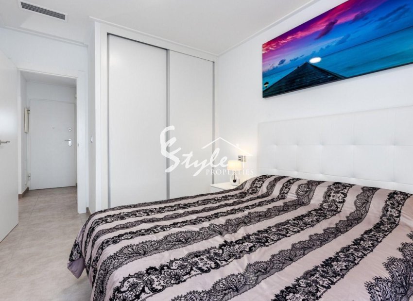 Resale - Apartamento - La Mata