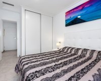 Resale - Apartamento - La Mata