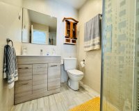 Resale - Apartamento - La Mata