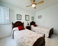 Resale - Apartamento - La Mata