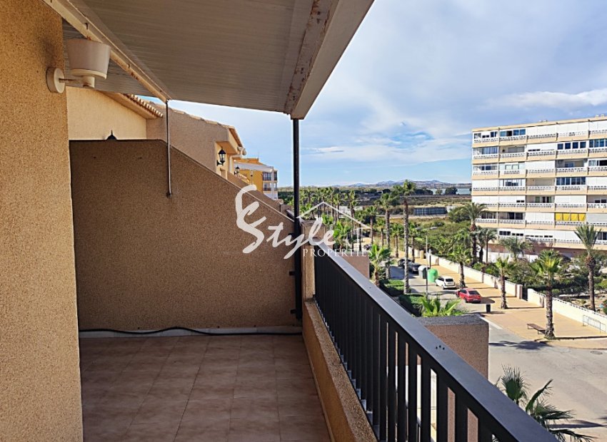 Resale - Apartamento - La Mata