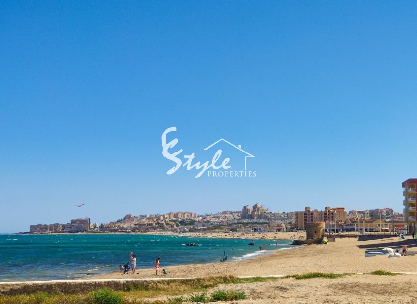 Resale - Apartamento - La Mata