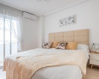Resale - Apartamento - La Mata
