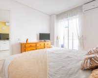 Resale - Apartamento - La Mata