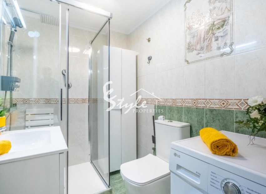 Resale - Apartamento - La Mata