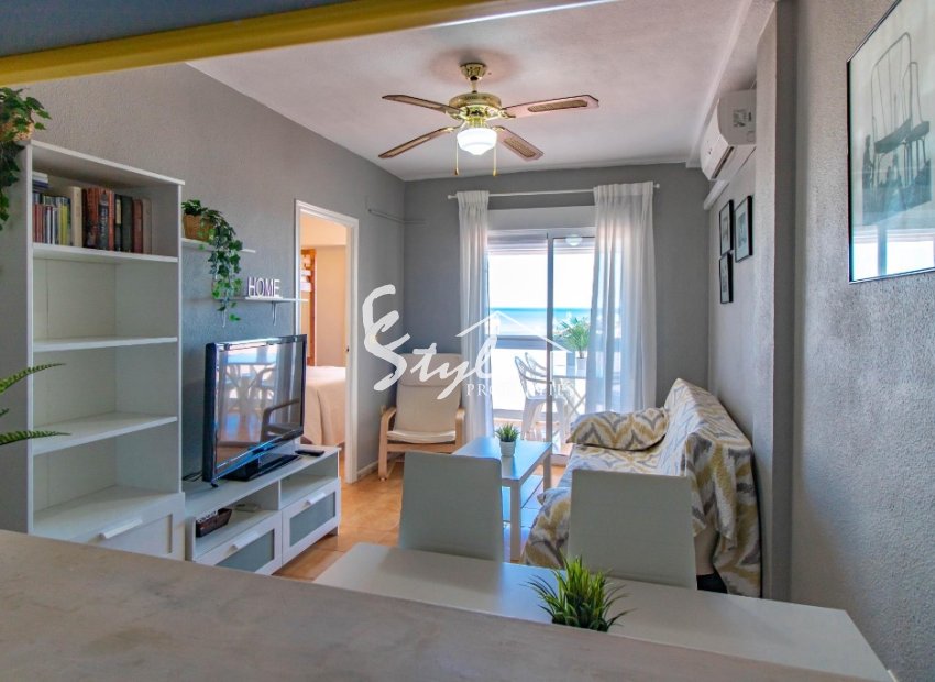 Resale - Apartamento - La Mata