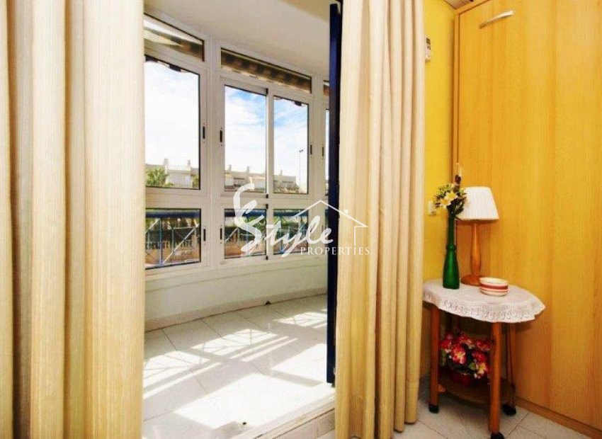 Resale - Apartamento - La Mata