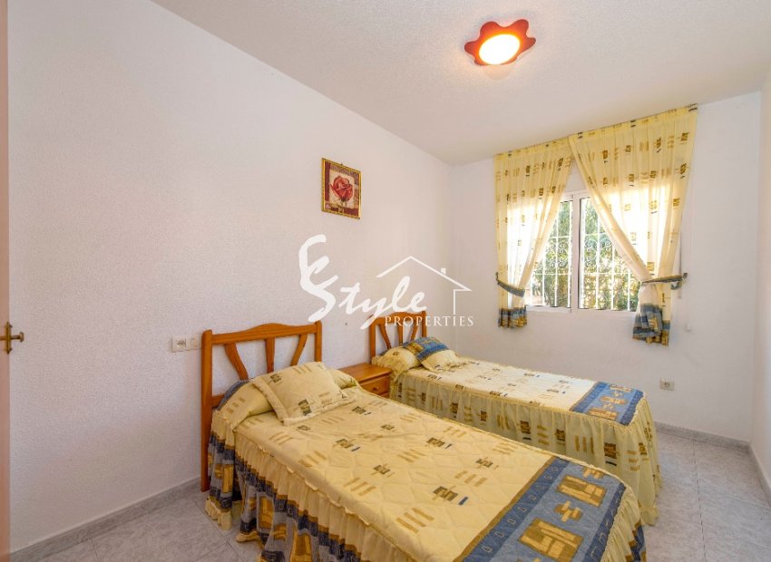 Resale - Apartamento - La Mata