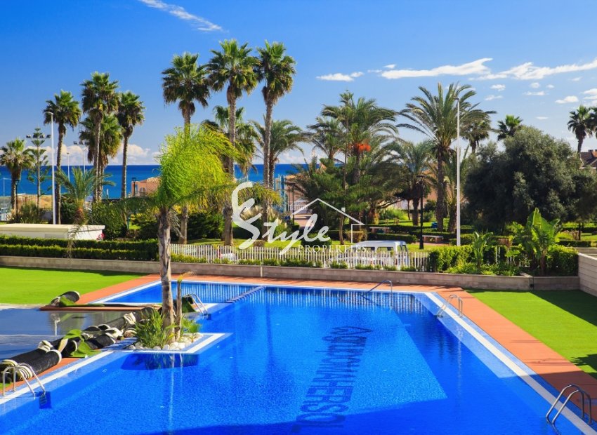 Resale - Apartamento - La Mata