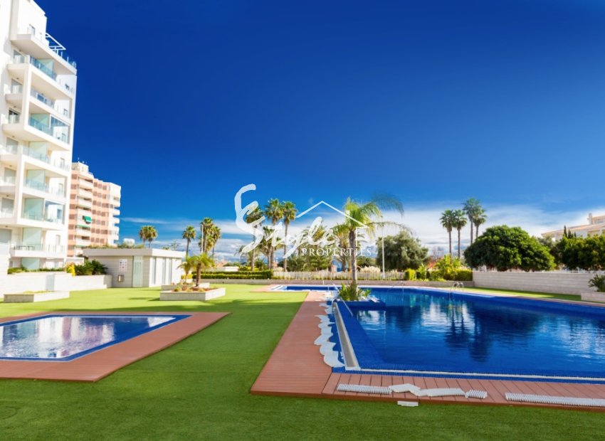 Resale - Apartamento - La Mata
