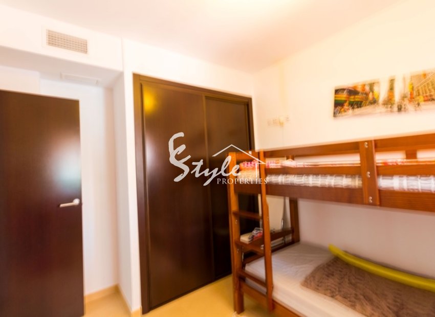 Resale - Apartamento - La Mata