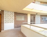 Resale - Apartamento - La Zenia