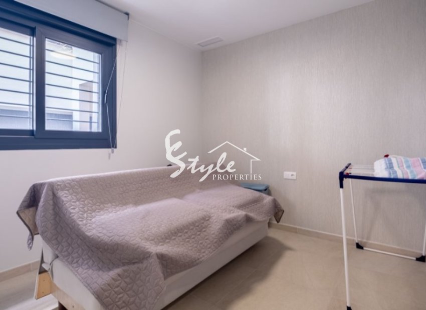 Resale - Apartamento - La Zenia