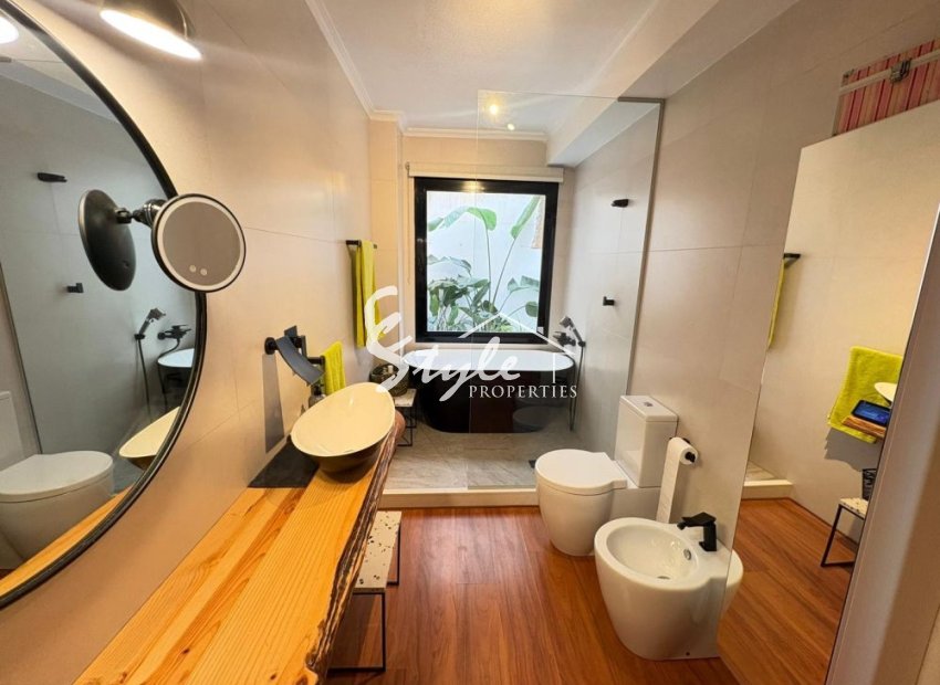 Resale - Apartamento - La Zenia