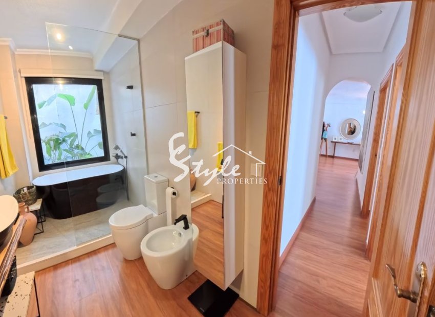 Resale - Apartamento - La Zenia