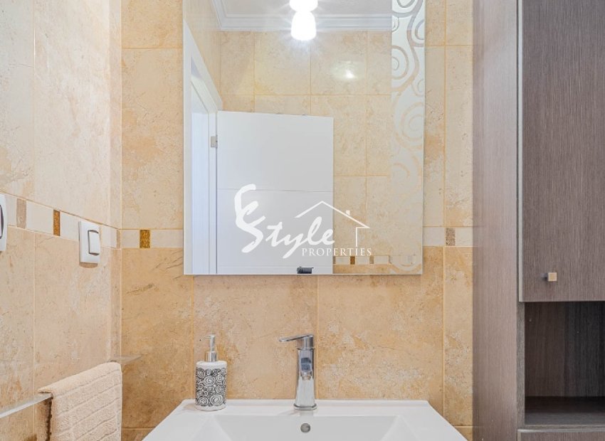 Resale - Apartamento - La Zenia