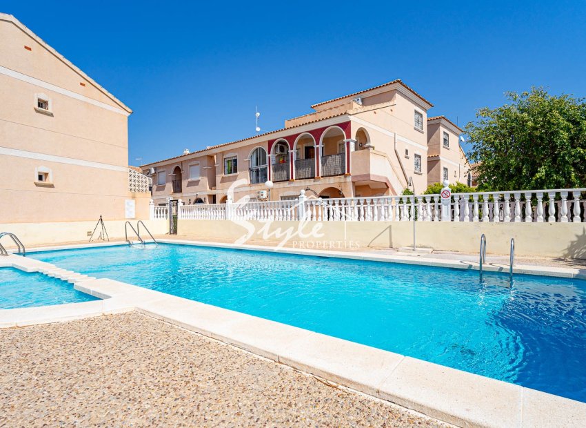 Resale - Apartamento - La Zenia