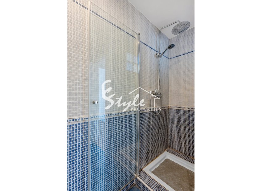 Resale - Apartamento - La Zenia