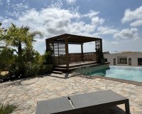 Resale - Apartamento - Las Colinas Golf