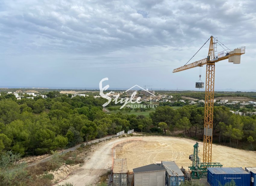 Resale - Apartamento - Las Colinas - Las Colinas Golf