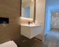 Resale - Apartamento - Las Colinas - Las Colinas Golf