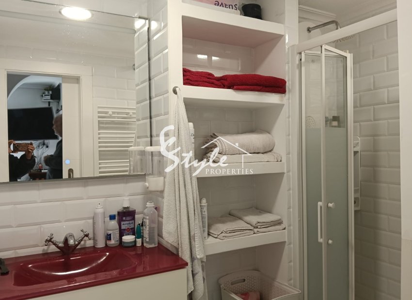 Resale - Apartamento - LOS MONTESINOS - La Herada