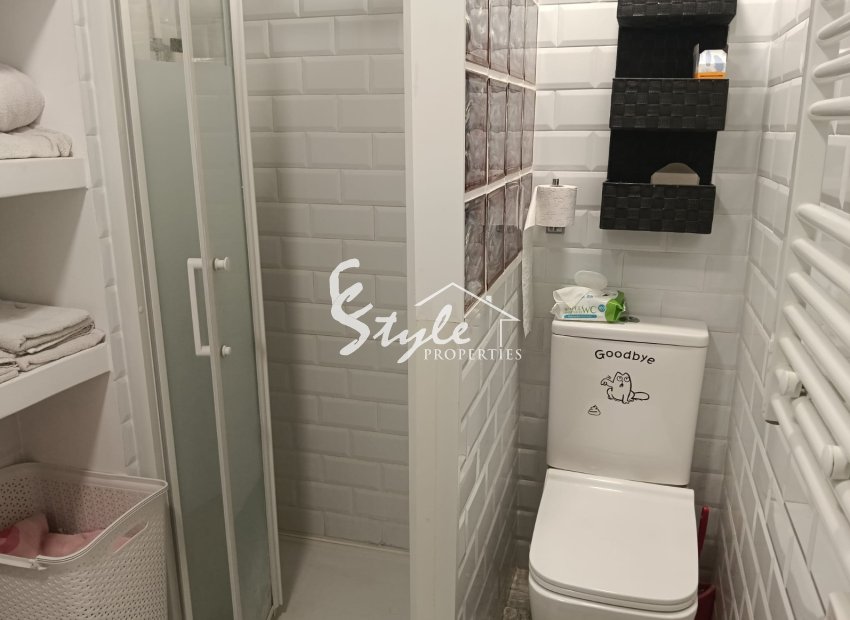 Resale - Apartamento - LOS MONTESINOS - La Herada