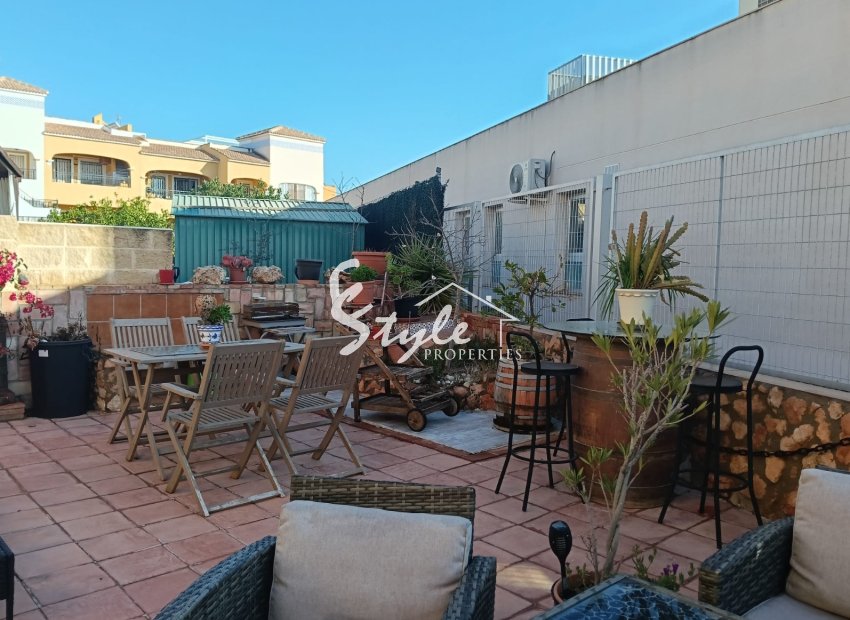 Resale - Apartamento - LOS MONTESINOS - La Herada