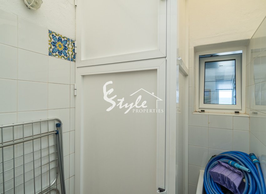 Resale - Apartamento - Mil Palmeras - Beach