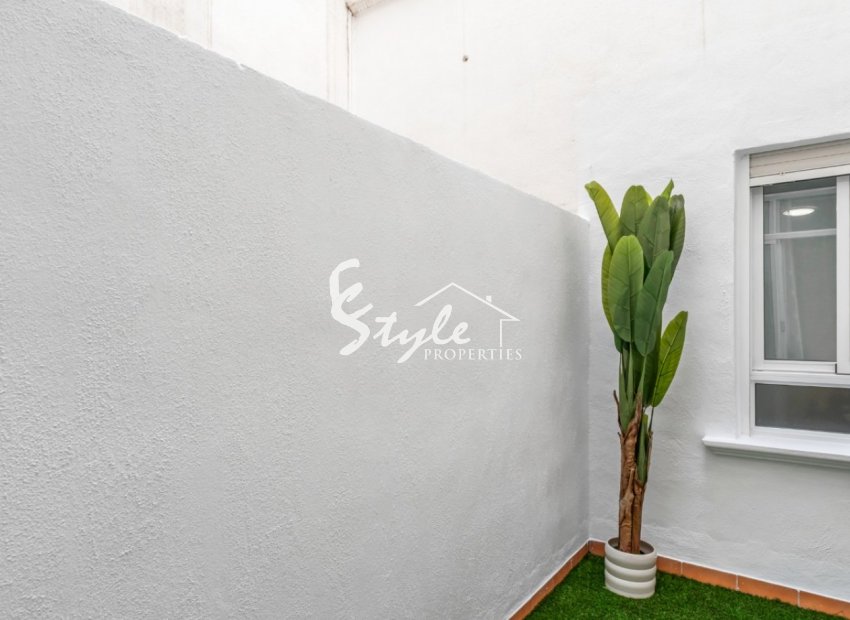 Resale - Apartamento - Orihuela-Costa - La Florida