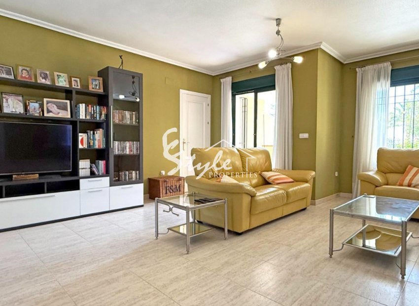 Resale - Apartamento - Orihuela-Costa - Lomas de Campoamor