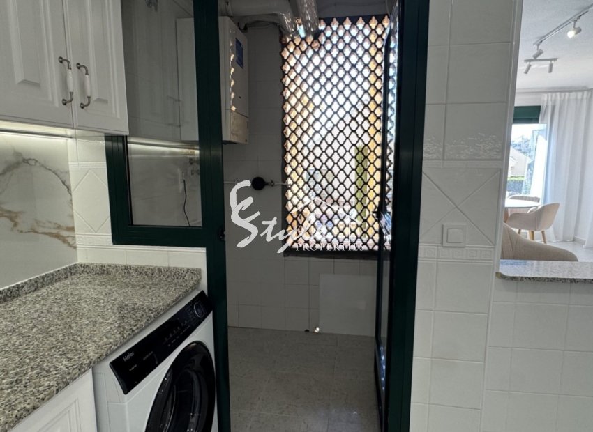 Resale - Apartamento - Orihuela-Costa - Lomas de Campoamor