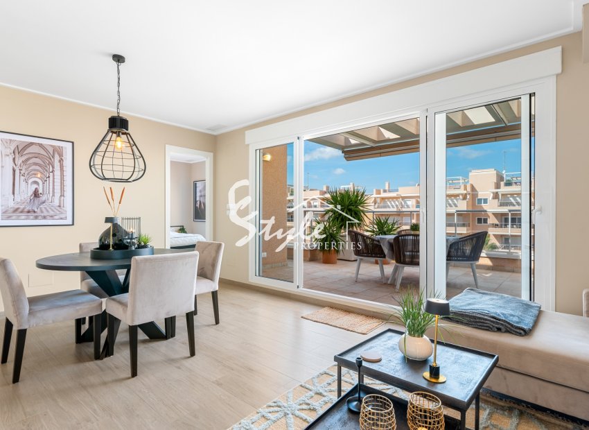 Resale - Apartamento - Orihuela-Costa - Los Dolses