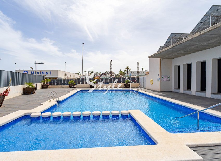 Resale - Apartamento - Orihuela-Costa - Los Dolses
