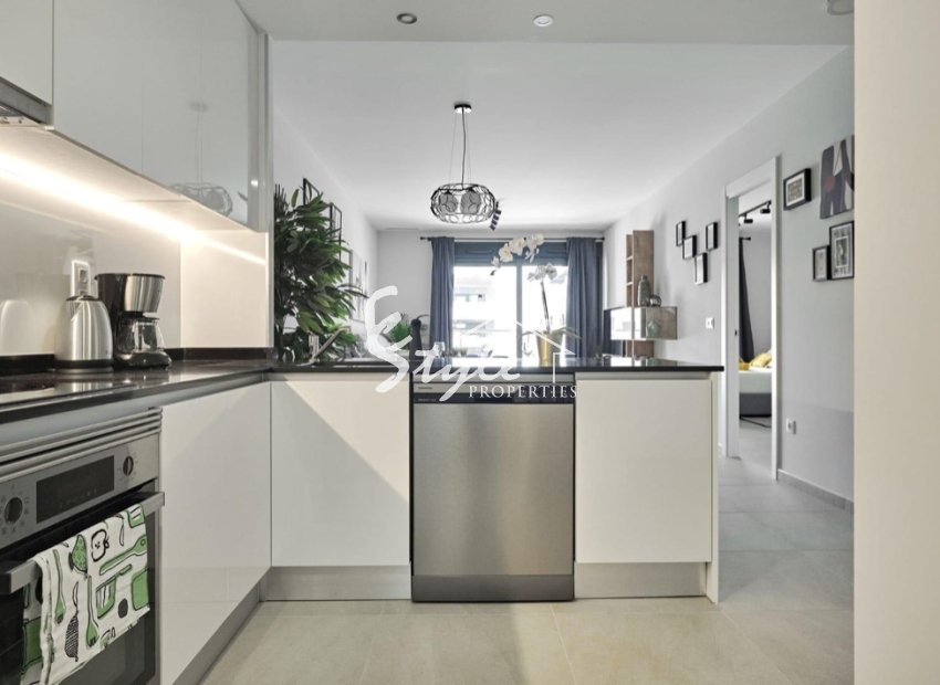 Resale - Apartamento - Orihuela-Costa - Playa Flamenca