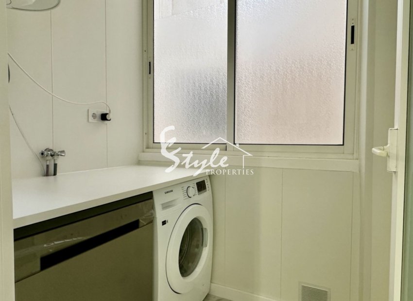 Resale - Apartamento - Orihuela-Costa - Playa Flamenca