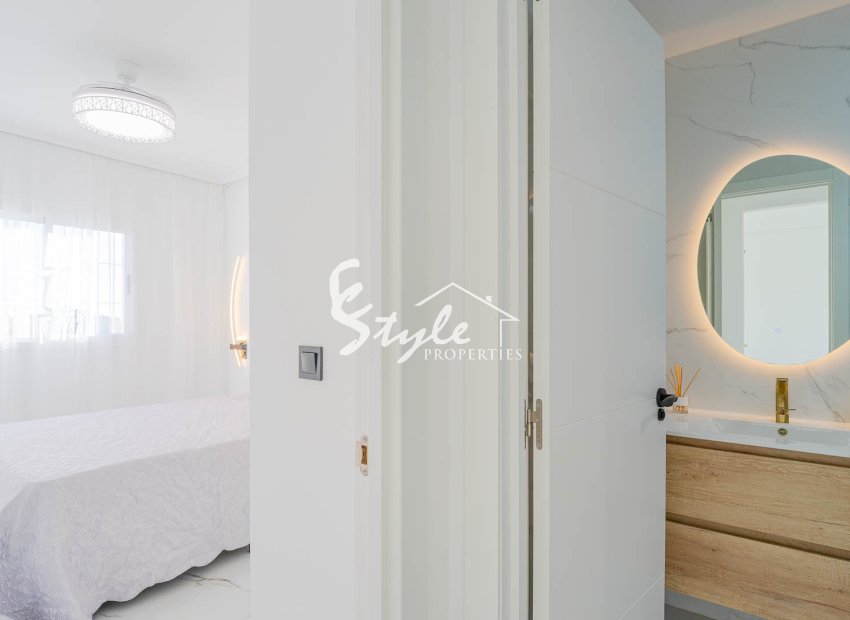 Resale - Apartamento - Orihuela-Costa - Playa Flamenca